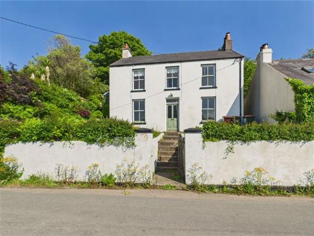 Detached House for sale in Crosshaven, South Tipperary