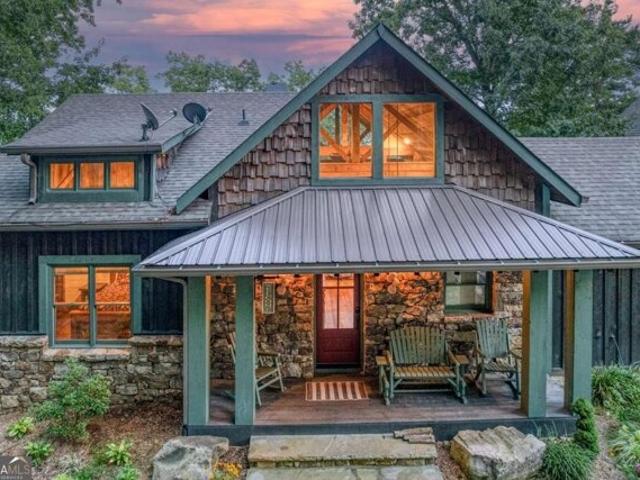House for sale in Blue Ridge