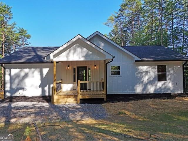House for sale in Blairsville