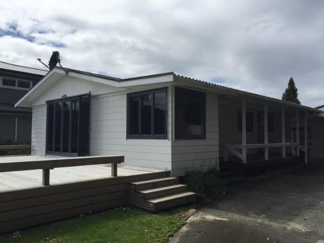 House for rent in Point Wells, Rodney
