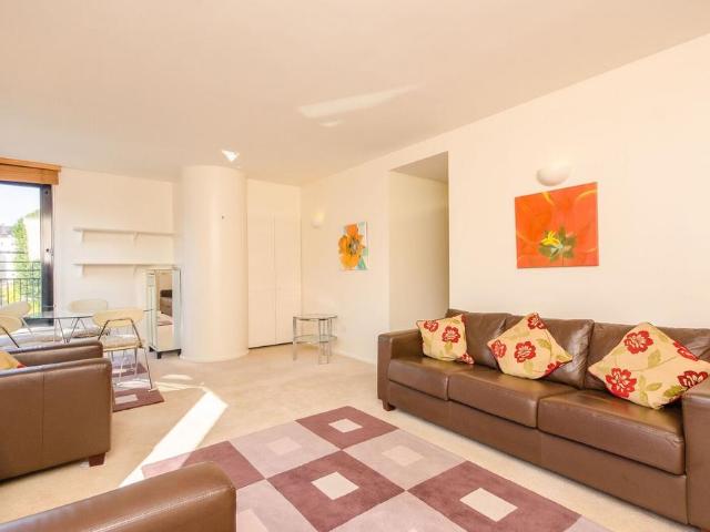 Apartment for rent in South Kensington, Greater London