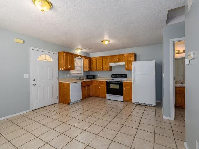 Apartment for rent in The Pointe At Waynesville, Waynesville