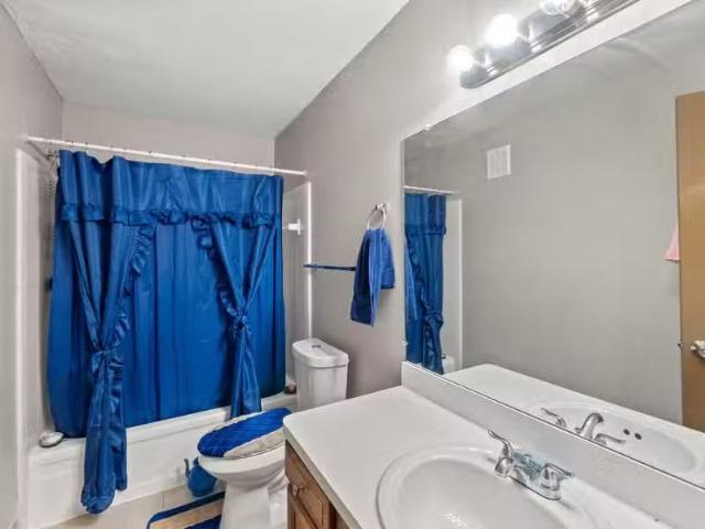 Condo for rent in Taylor