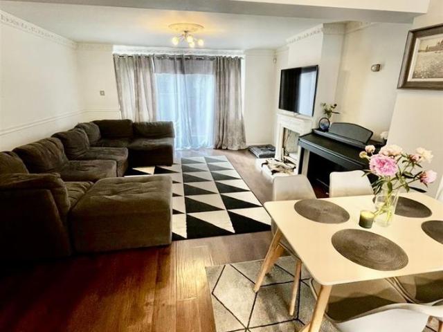 House for rent in Isle Of Dogs, Greater London