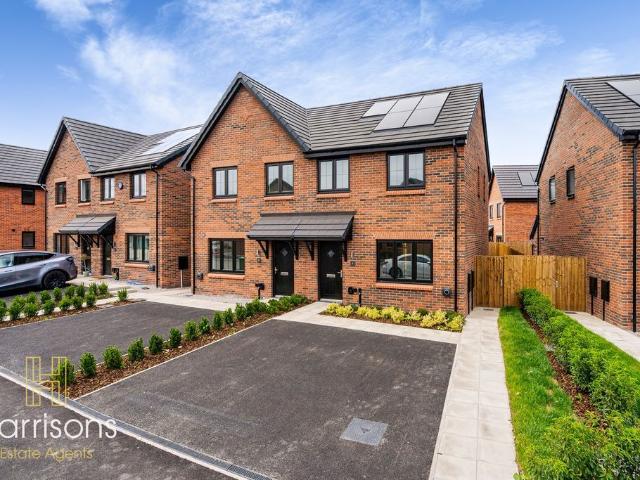 House for rent in Lee Bank, Greater Manchester