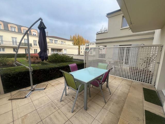 Studio location à Saint-Germain-en-Laye, Saint-germain-en-laye