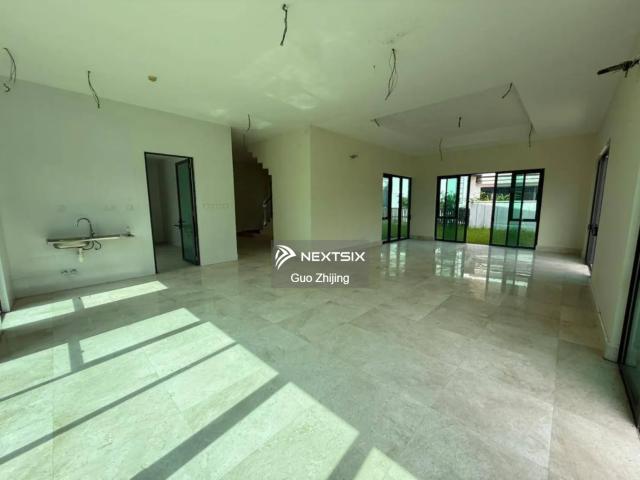 Residential House for sale in Kuching