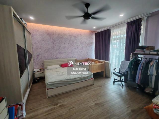 Shop for sale in Kuching