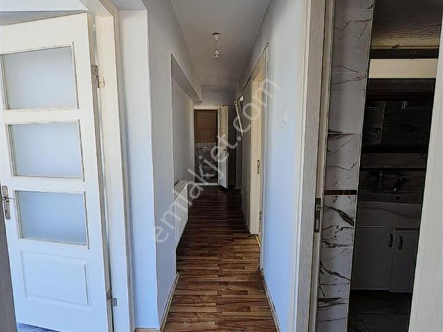Karabağlar, İzmir içerisinde kiralık mülk