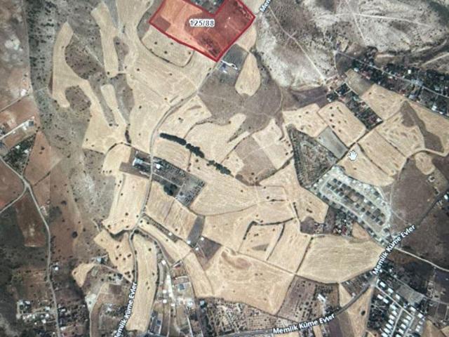 Memlik Mahallesi, Yenimahalle içerisinde satılık Arsa