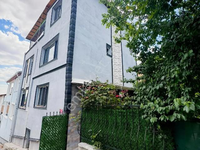 Yenimahalle, Ankara içerisinde satılık Villa