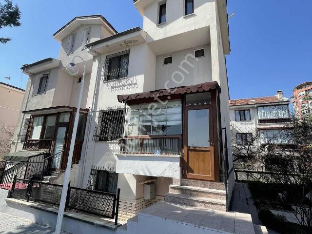 Yenimahalle, Ankara içerisinde satılık Villa