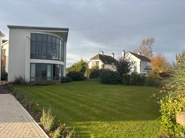 House for rent in Frinton and Walton, Dale Hill