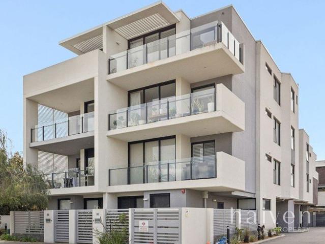 Apartment for sale in Ardross, Western Australia