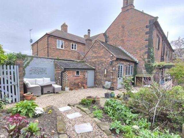 House for sale in Lyons, Greater London