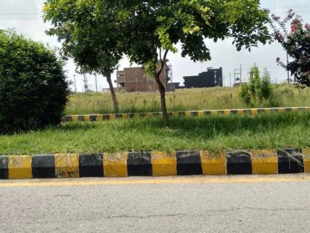 Land for sale in Islamabad