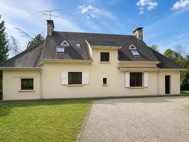 Maison vente à Fontainebleau, Poligny