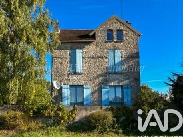 Maison vente à Fontainebleau, Poligny