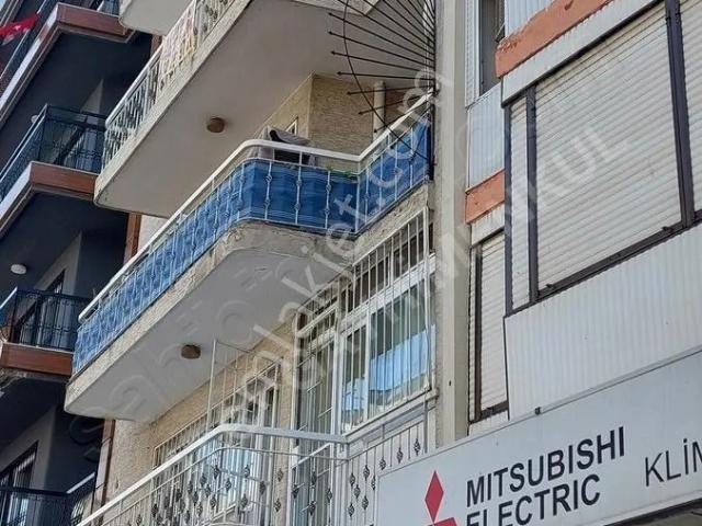 Karabağlar, İzmir içerisinde satılık mülk
