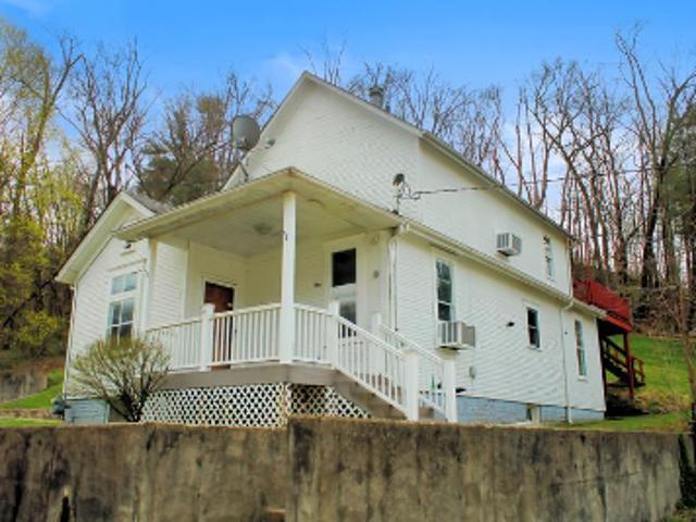 House for sale in Nelsonville, Ohio