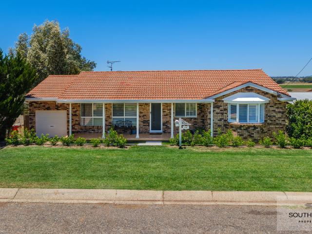 House for sale in Piallamore, New South Wales