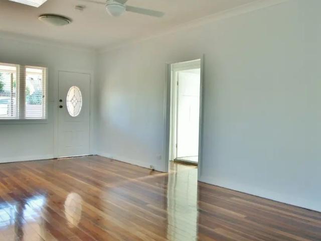House for rent in Holland Park, Greater Brisbane