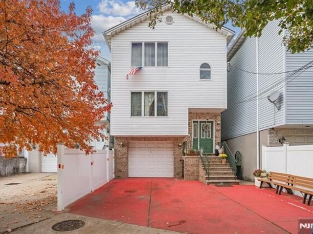 House for sale in The Ironbound, Newark