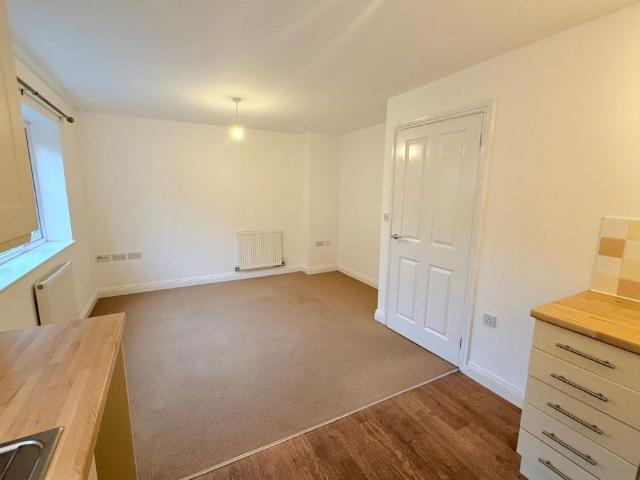 Apartment for rent in Tangier, Taunton