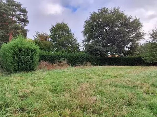 Terrain vente à Bourg-en-Bresse, Polliat