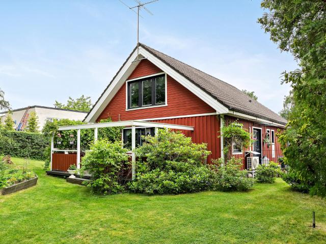 Villa till salu i Huddinge, Stockholm