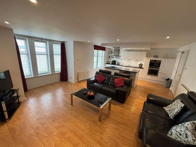 Apartment for rent in Ferryhill, Ballindoch