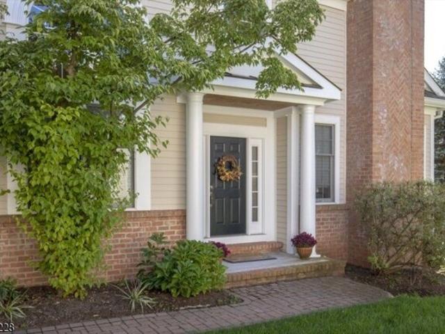 House for sale in Far Hills, New Jersey