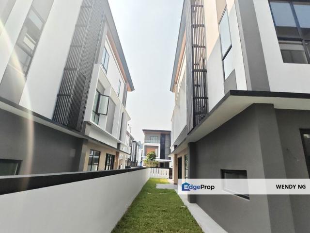 House for sale in Petaling, Damansara Damai