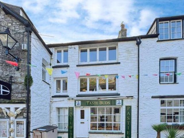 House for sale in Looe, Cornwall