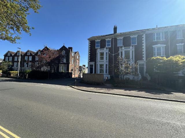 Apartment for rent in Polsloe, Watergate