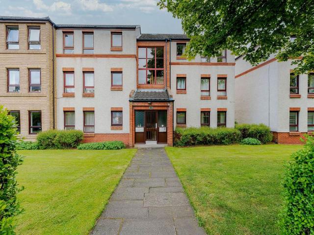 Apartment for rent in Shaftesbury Park Colonies, Merchiston