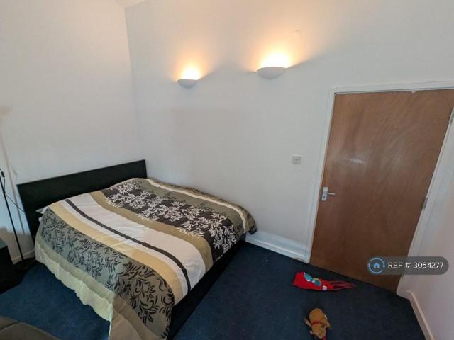 House for rent in London Borough of Lewisham, Greater London