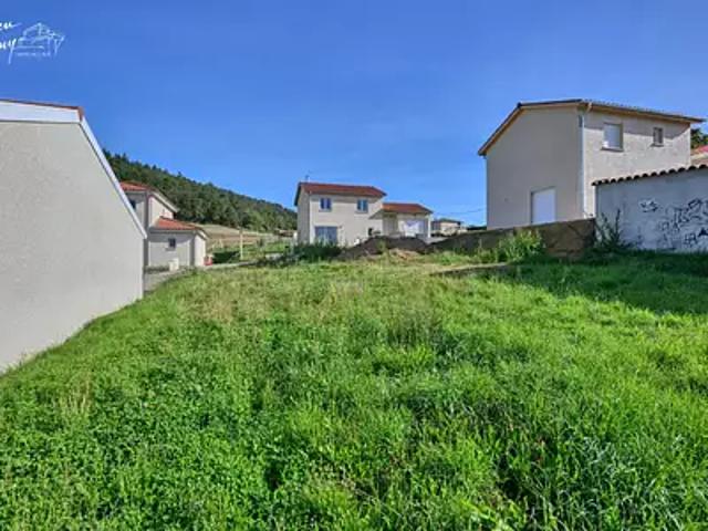 Terrain vente à La Rully, Pomeys