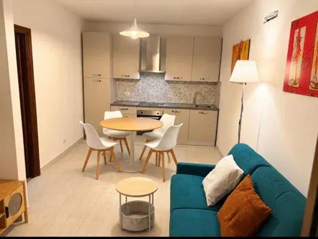 Appartamento in vendita a Pomezia, Roma Capitale