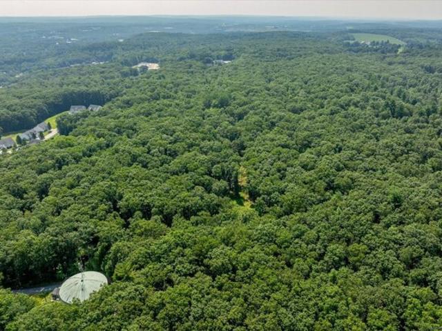 Land for sale in Putnam, Connecticut