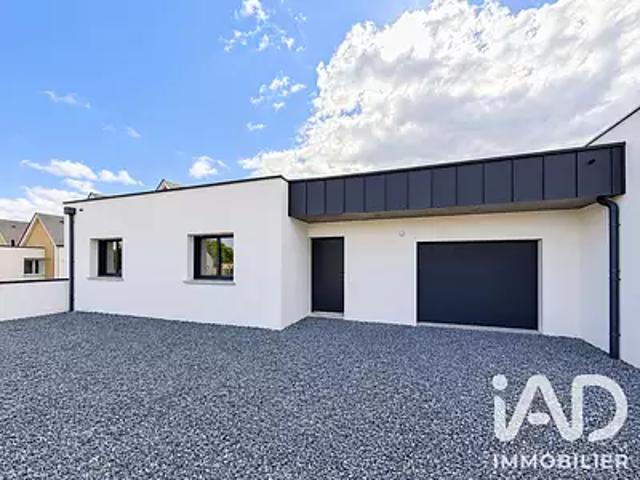 Maison vente à La Tournée, Pommeret