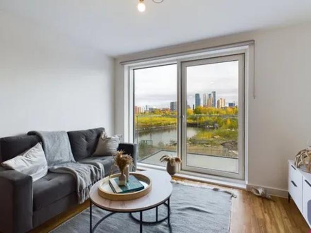Apartment for rent in Wharfside, Trafford Park
