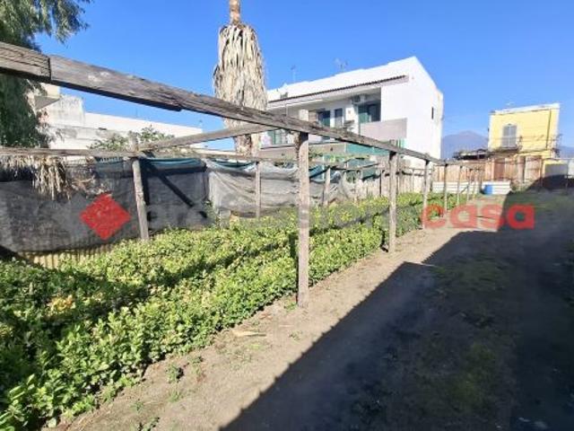 Terreno in vendita a Pompei, Campania