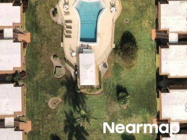 Condo for sale in Westlake, Naples