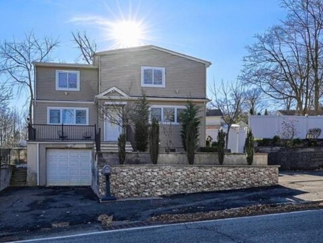 House for sale in Passaic, New Jersey