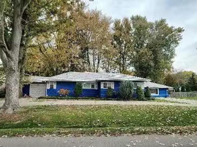 House for sale in Clinton Township