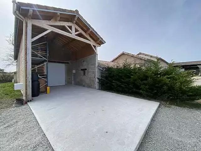 Garage location à Montbrison, Poncins