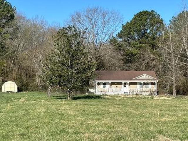 House for sale in Ashland City, Tennessee