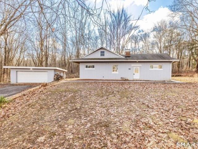 House for sale in North Franklin, Connecticut