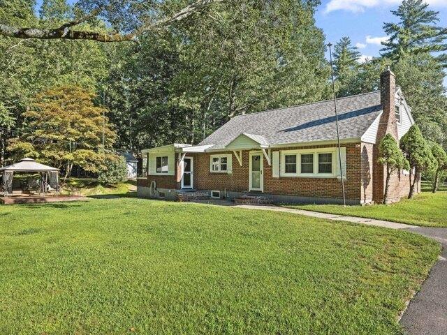 House for sale in Newton, Rockingham County